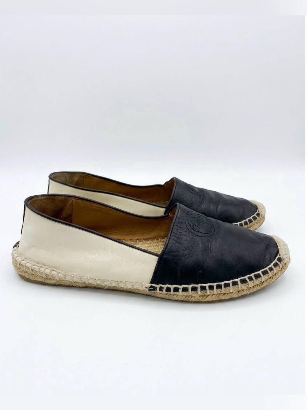 Authentic Gucci Black Leather and Ivory Canvas Espadrille Flats
